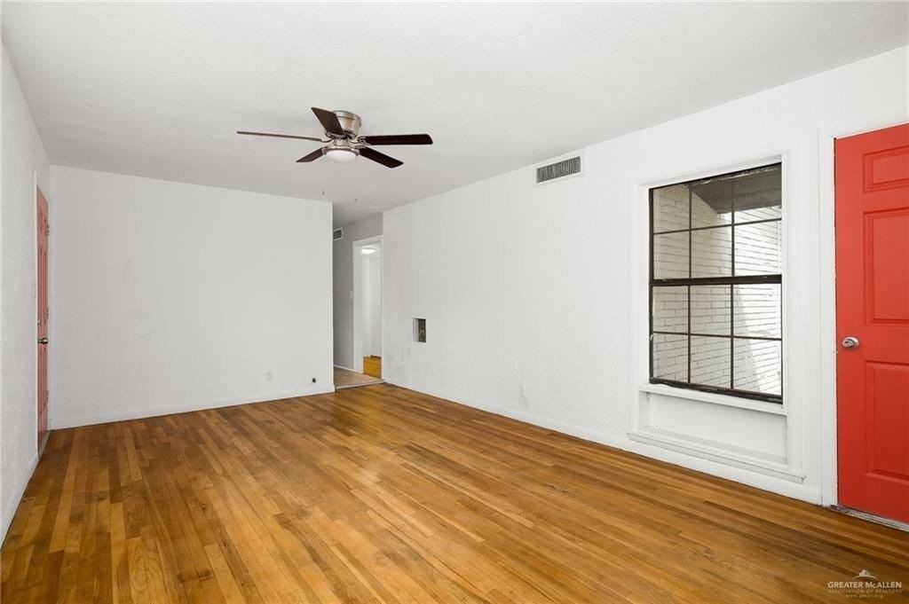 1808 N Cummings Ave - Photo 4 of 15