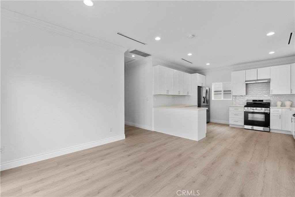 614 E Lomita Ave - Photo 5 of 18