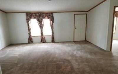 176 Sw Warren Ct - Photo 3 of 18