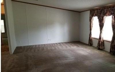 176 Sw Warren Ct - Photo 4 of 18