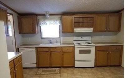 176 Sw Warren Ct - Photo 7 of 18
