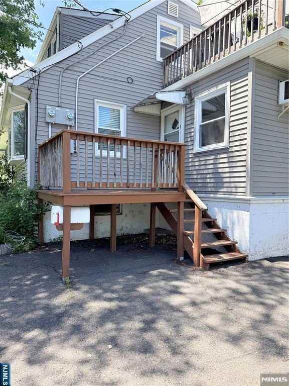 180 W Orchard St - Photo 2 of 30