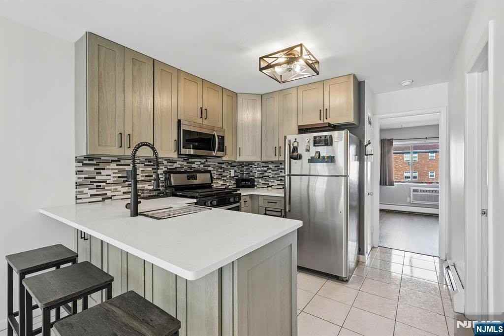 105 W Ridge Mews #1E - Photo 3 of 17