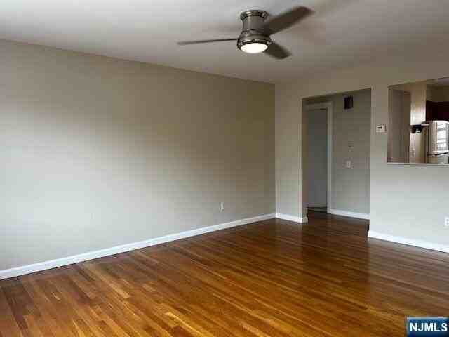 129131 6th St #2 - Photo 4 of 7