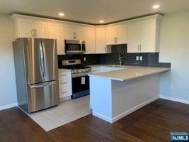 featured image of 100 Bergen Blvd #21