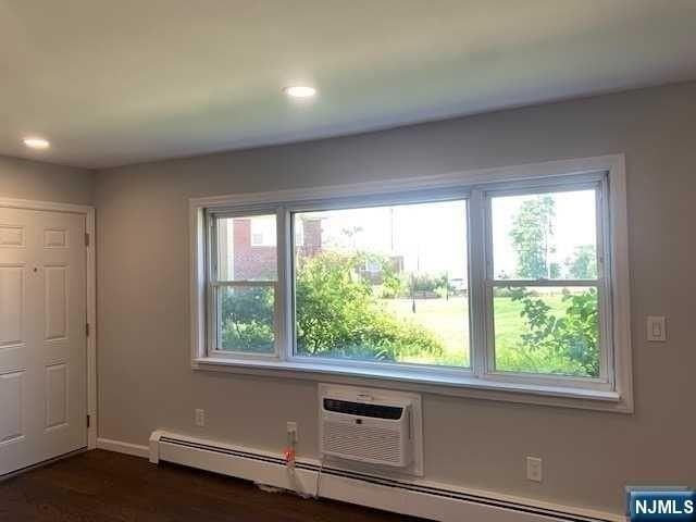 100 Bergen Blvd #21 - Photo 4 of 6