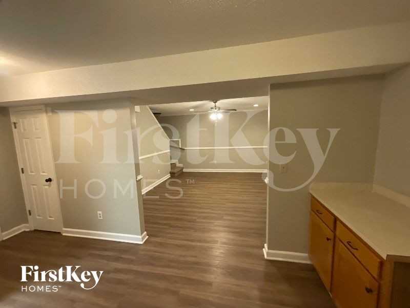 6004 Stone Bluff Dr - Photo 5 of 13