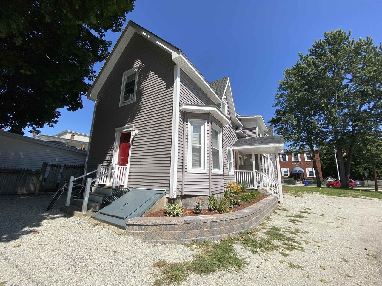 77 Ferry St #2 - Photo 5 of 50