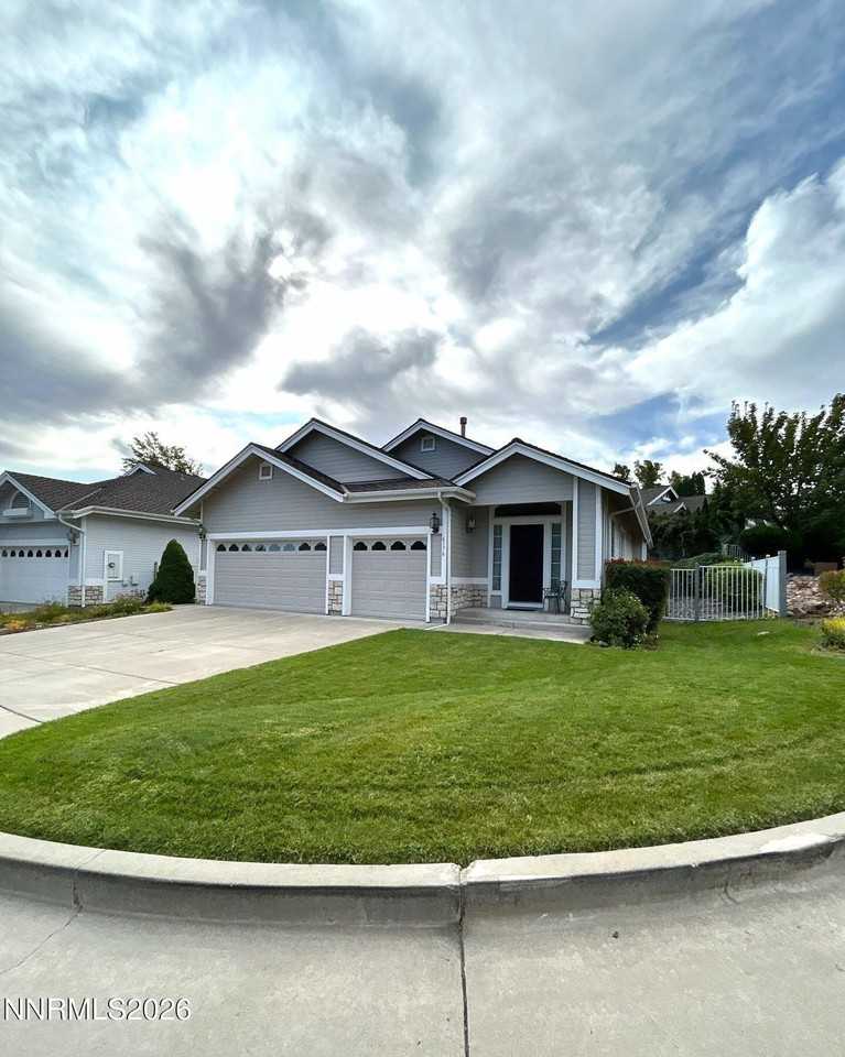 6176 Wycliffe Cir - Photo 2 of 20