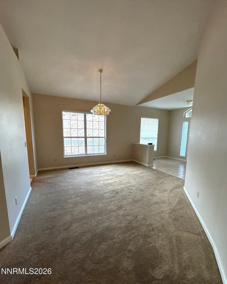 6176 Wycliffe Cir - Photo 4 of 20