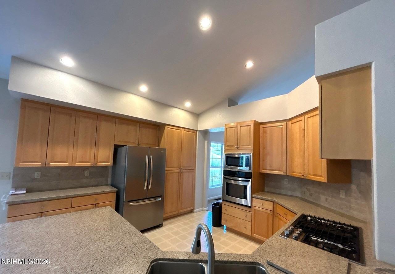 6176 Wycliffe Cir - Photo 6 of 20