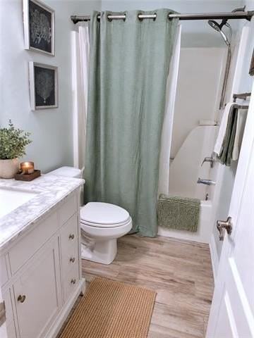 1124 Cawson St - Photo 7 of 9