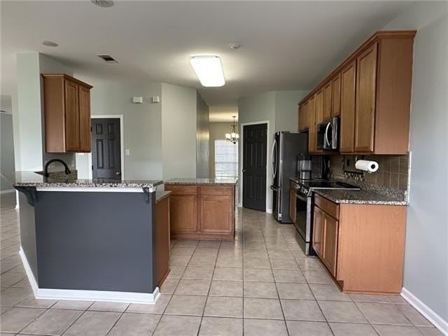1004 Deborah Dr - Photo 7 of 25