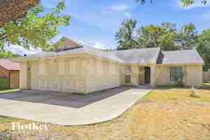 featured image of 608 Nora Ln