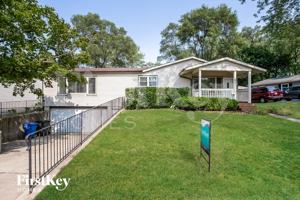 featured image of 811 Salem Ln