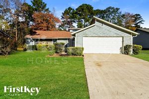 featured image of 765 Fieldstone Dr