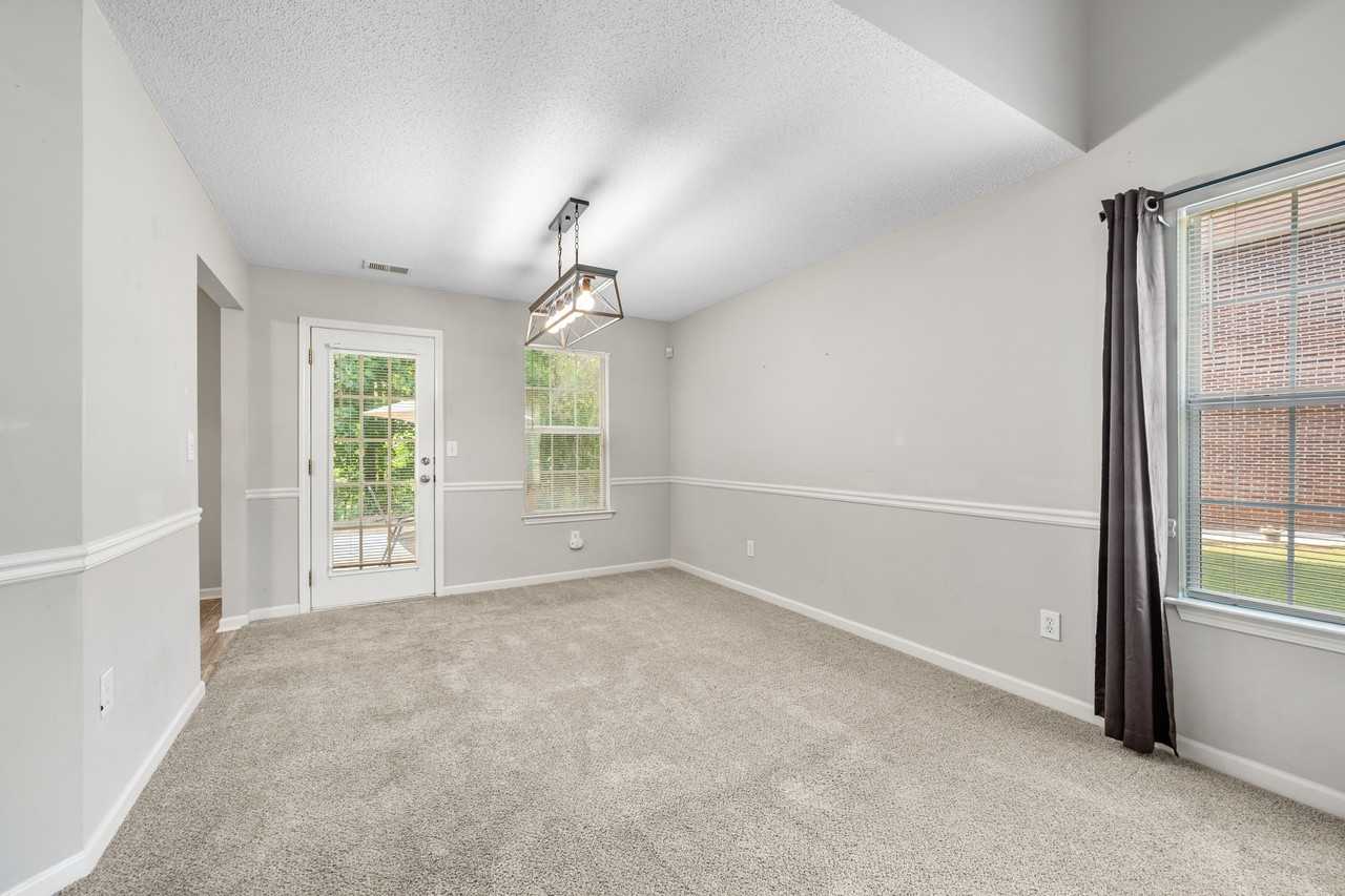 110 Bellington Dr #1 - Photo 5 of 10