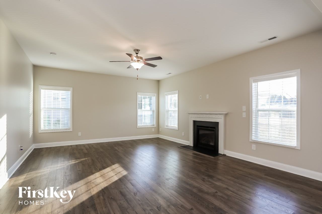 61 Twelve Oaks Dr - Photo 3 of 15