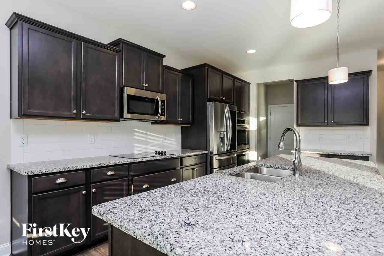 61 Twelve Oaks Dr - Photo 7 of 15