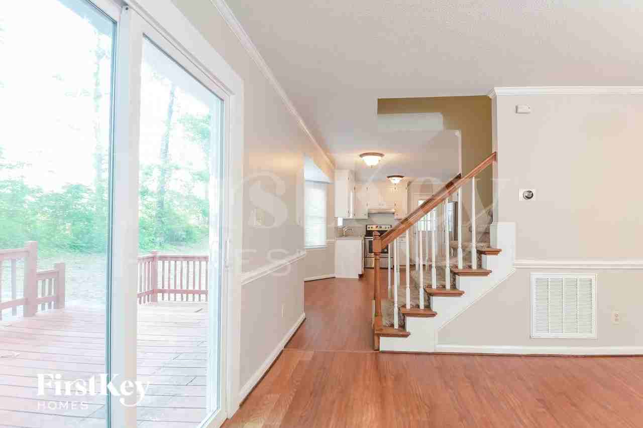 4729 Plum Blossum Dr - Photo 4 of 18