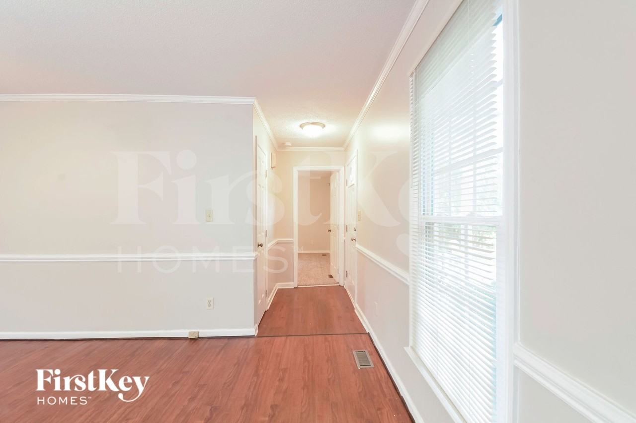 4729 Plum Blossum Dr - Photo 6 of 18
