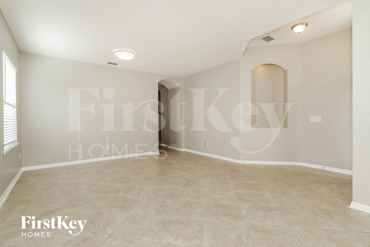 14965 Bulow Creek Dr - Photo 4 of 15