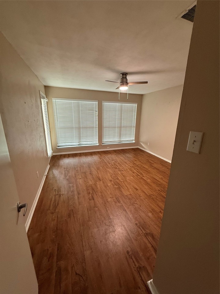 142 Henry M Chandler Dr - Photo 6 of 14