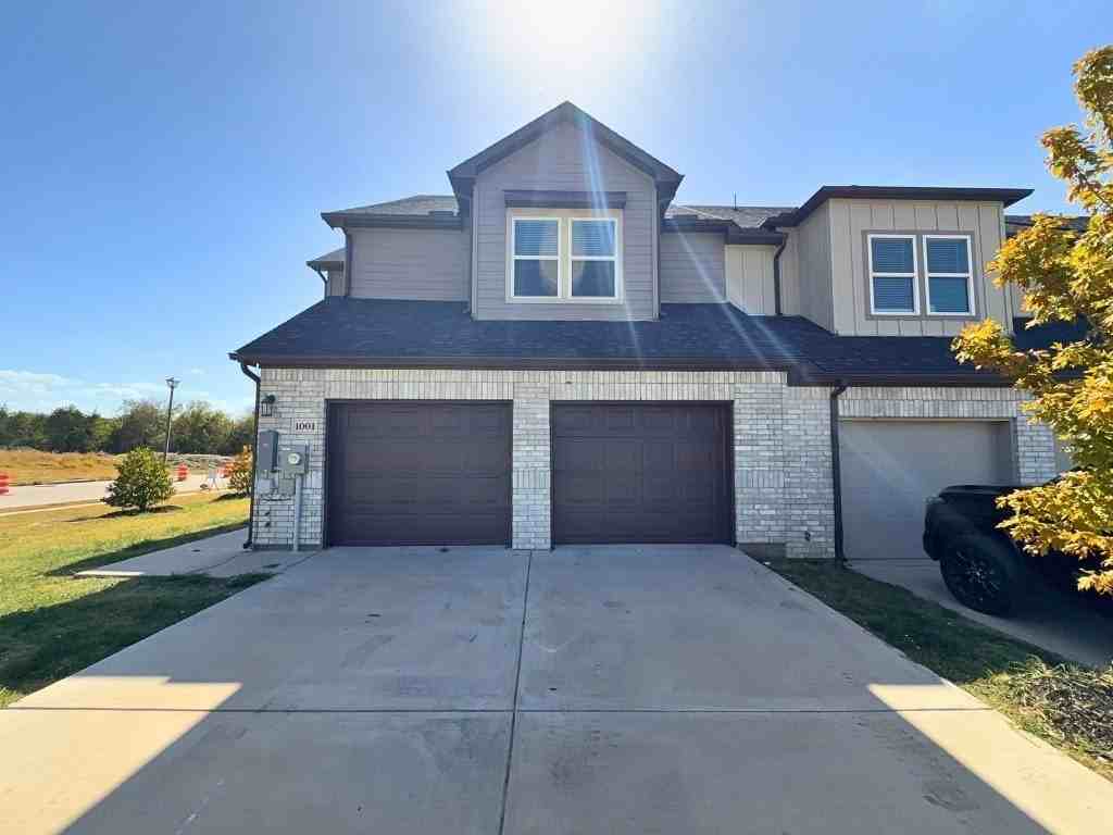 1001 Debby Ct