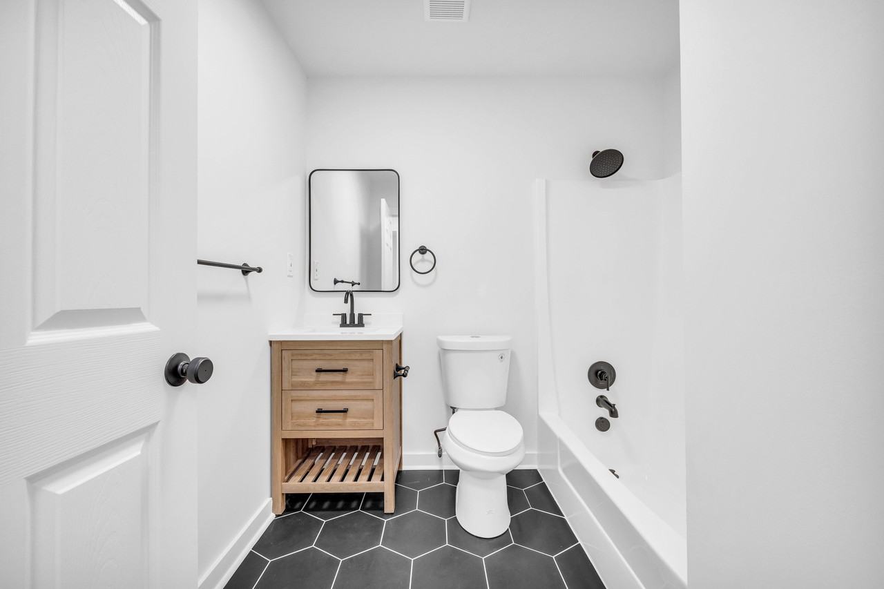 2657 John Petree Rd #1 - Photo 6 of 10