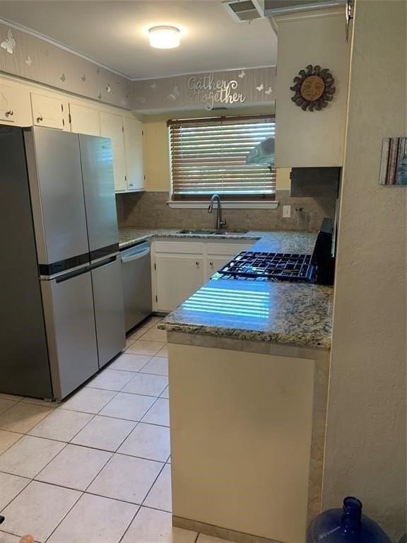 114 Barbara Way - Photo 2 of 6