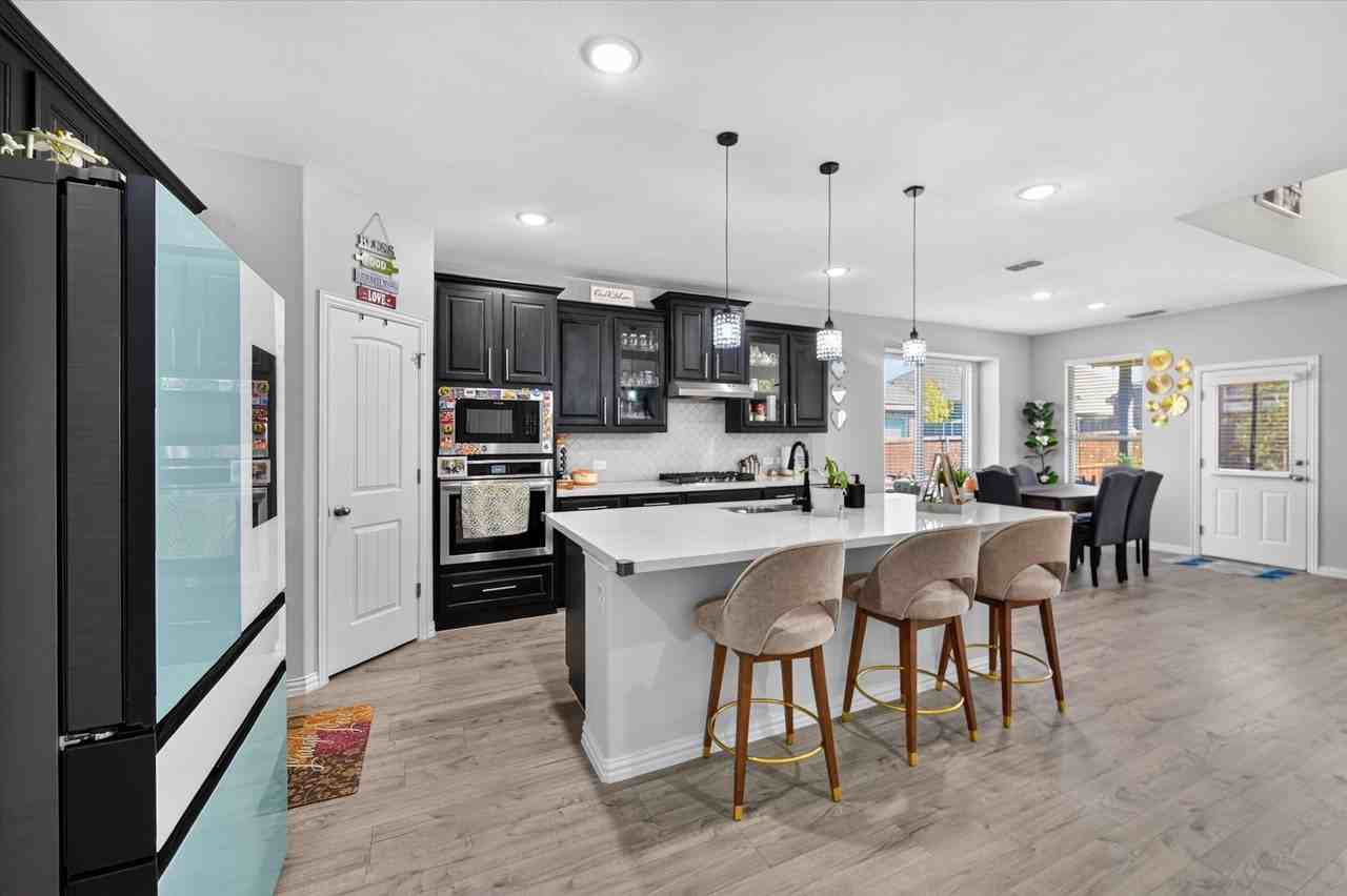 1120 Indianola Trl - Photo 6 of 29