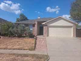 featured image of 1123 Greenview Ln