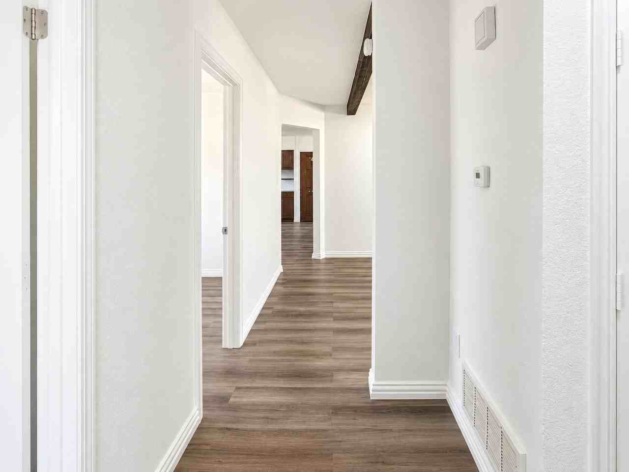133 Baron Pl - Photo 4 of 16