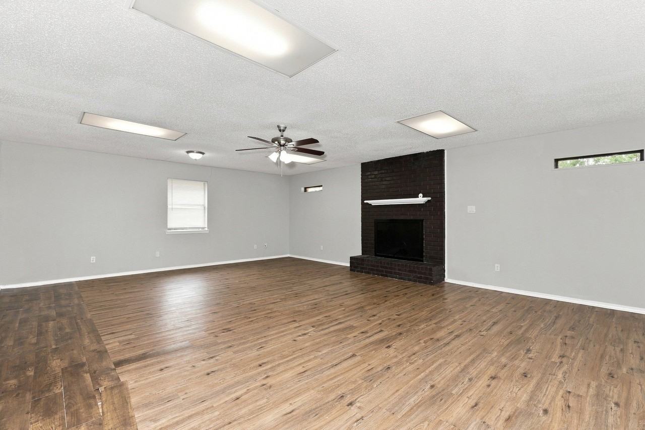 1349 Rutherford Dr - Photo 6 of 16