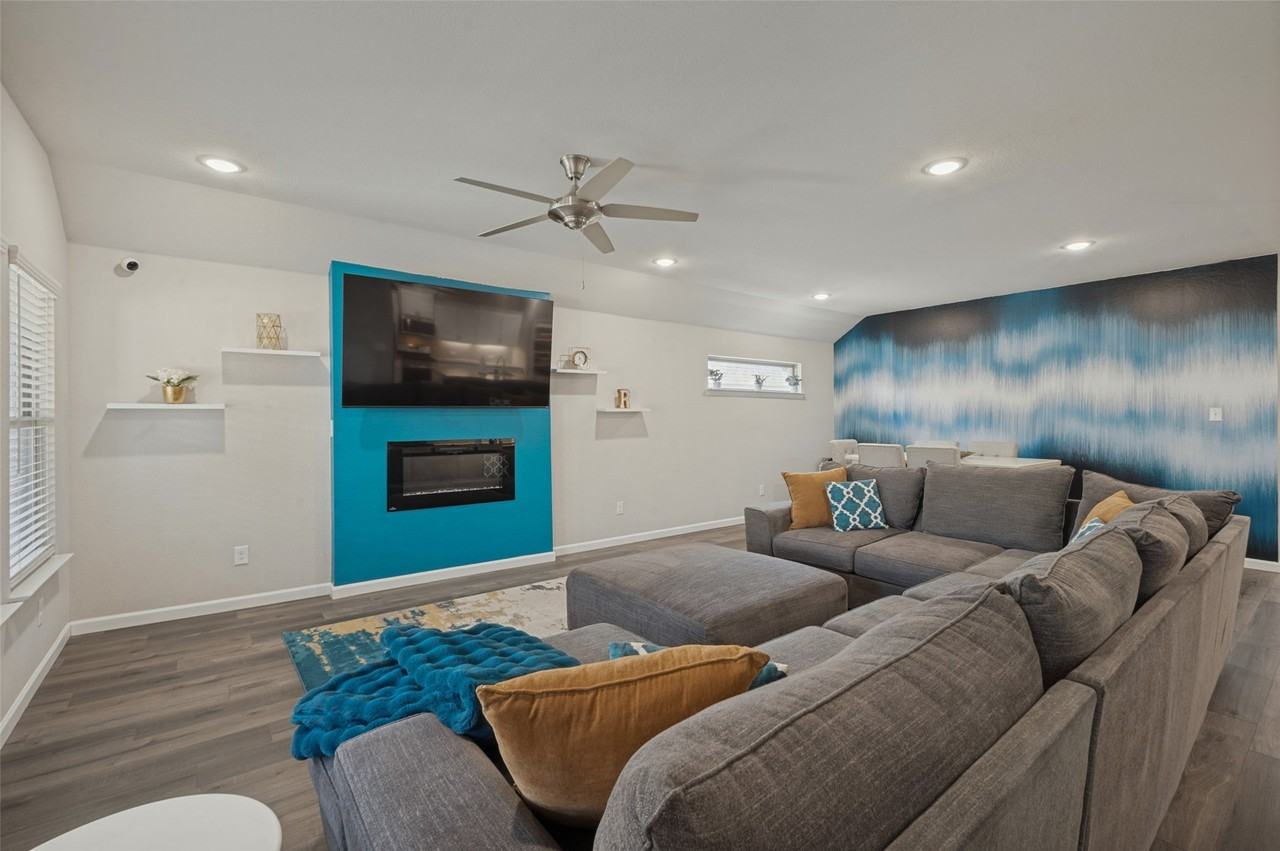 632 Cherry Hill Rd - Photo 2 of 26