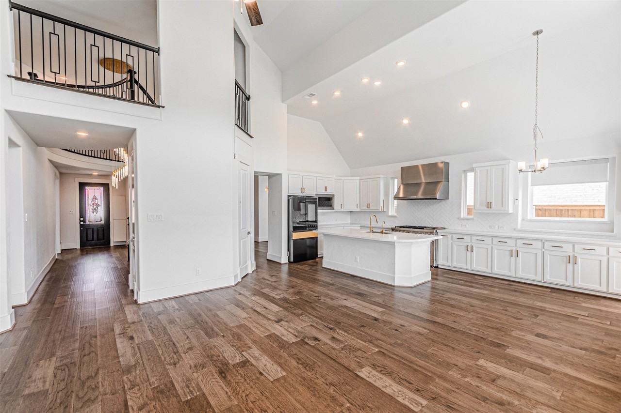 4878 Limousine Ln - Photo 5 of 36