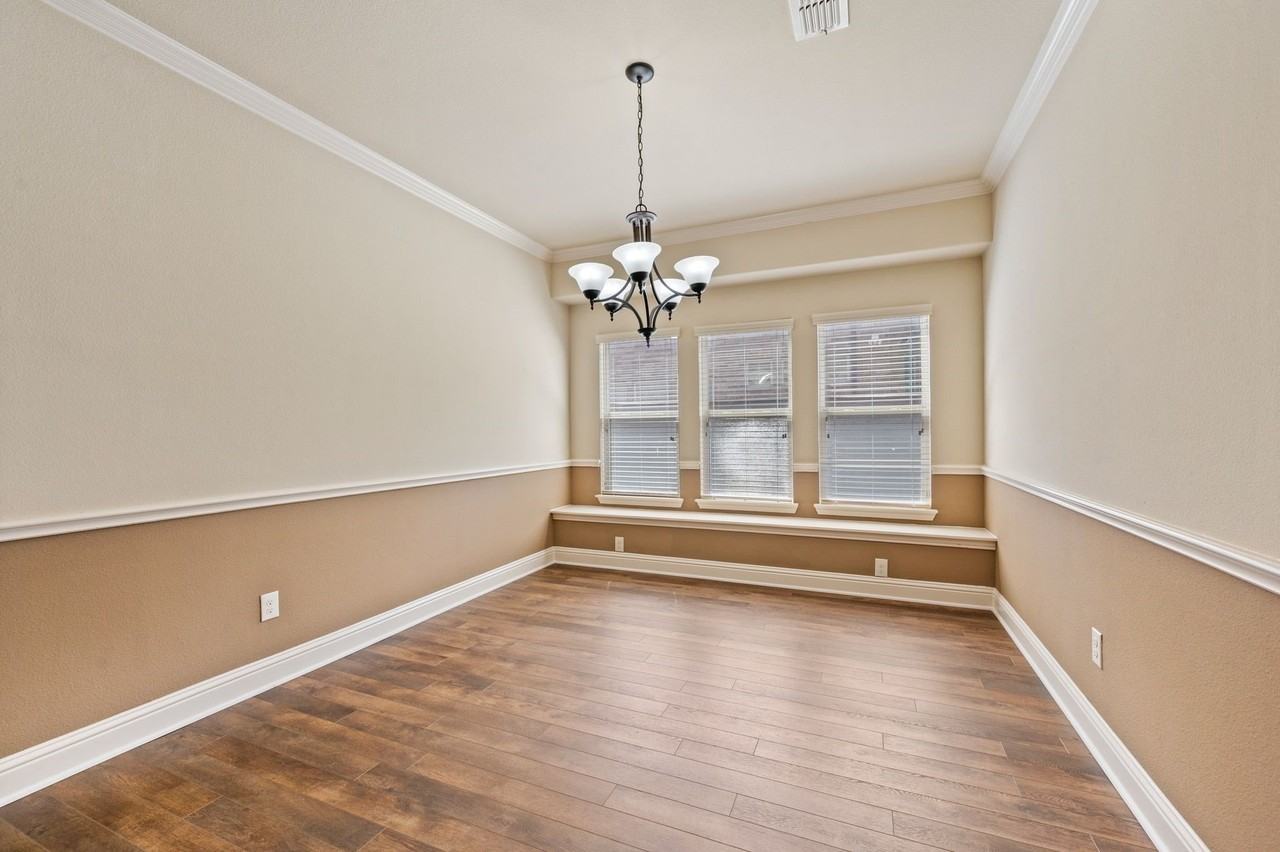 2143 Serene Ct - Photo 5 of 29