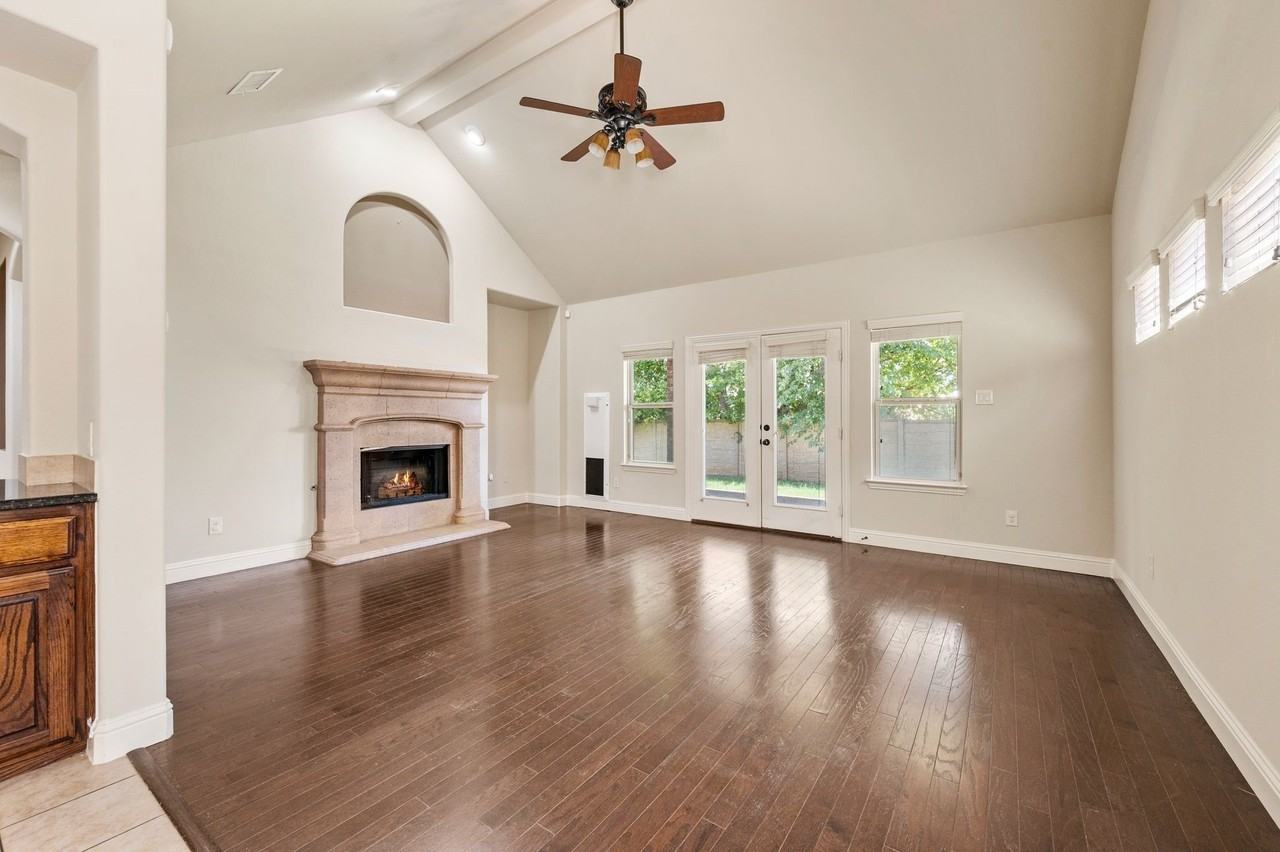 2143 Serene Ct - Photo 7 of 29