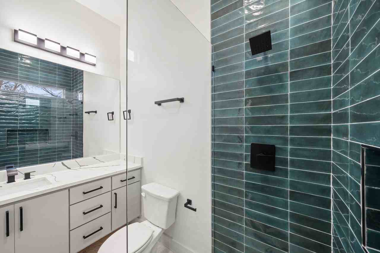 1919 Pollard St - Photo 7 of 40