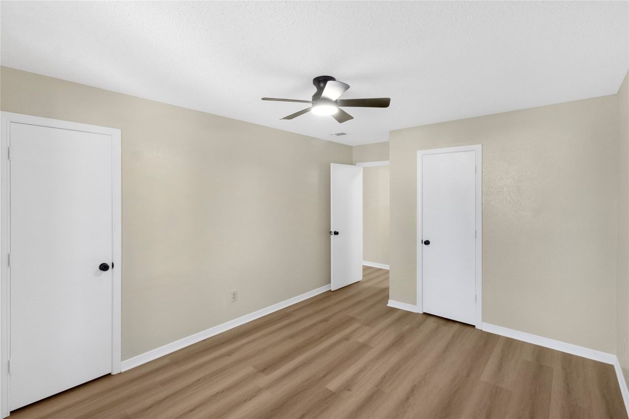 742 Ridge Crest Dr - Photo 4 of 25