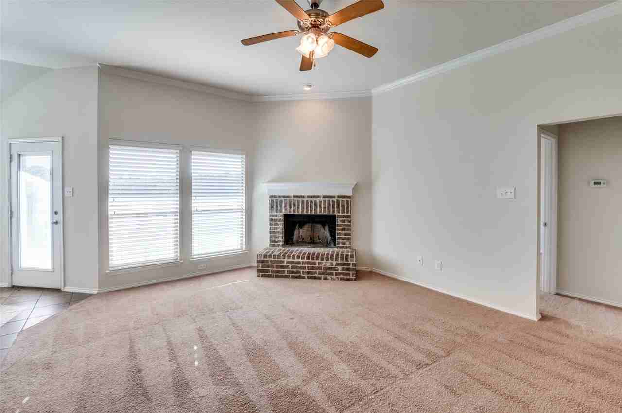 347 Creekside Way - Photo 7 of 25