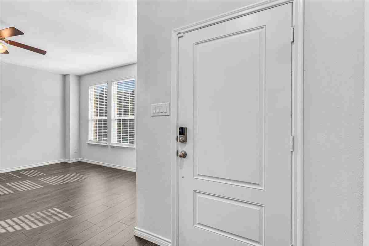 2169 Steer Creek Pl - Photo 7 of 38