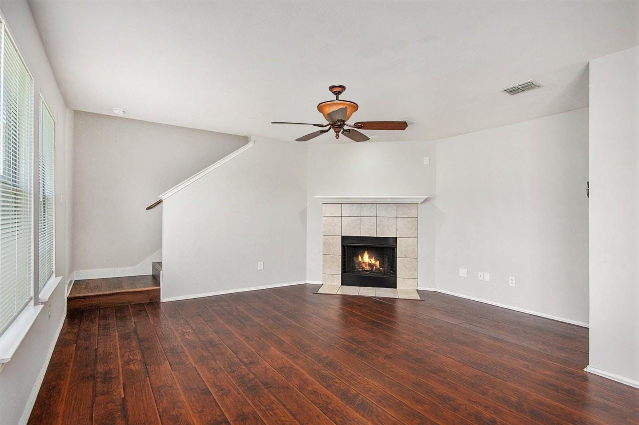 4225 Silverwood Trl - Photo 2 of 25