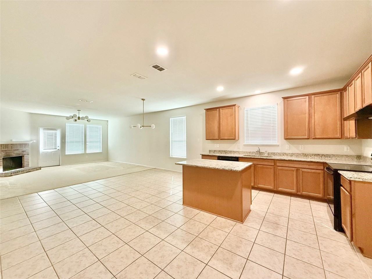 2336 Bermont Red Ln - Photo 3 of 16