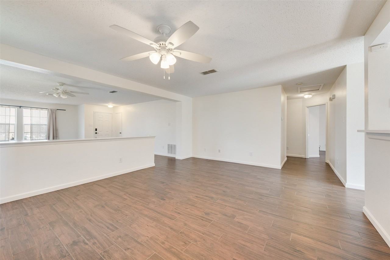 2528 Big Spring Dr - Photo 4 of 17