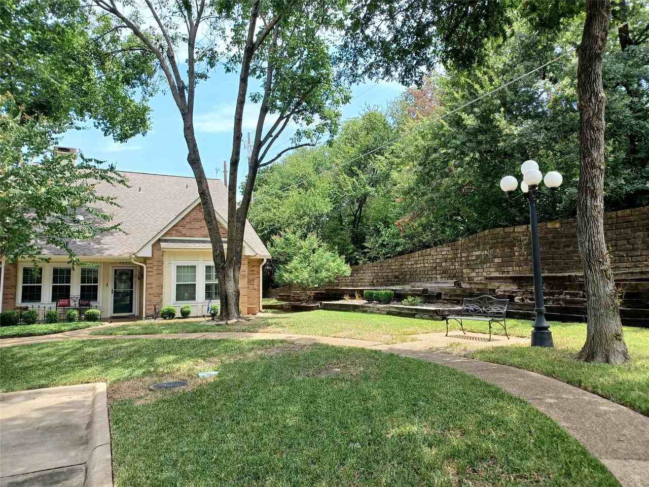 3611 Soft Wind Ct - Photo 5 of 31