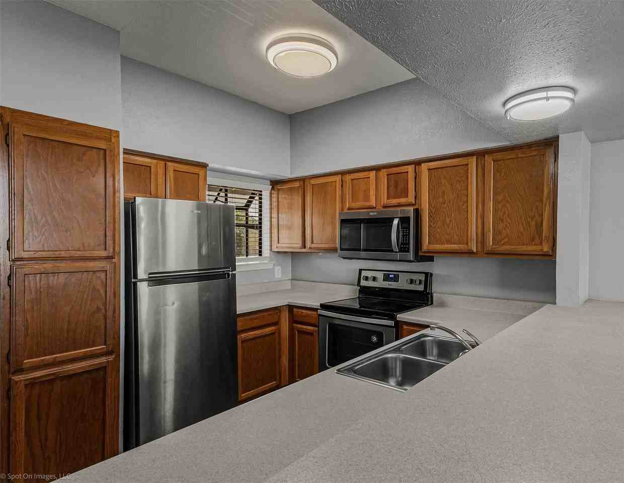 373 Henry M Chandler Dr - Photo 5 of 8