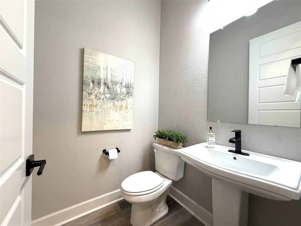 3417 Rosebud Park Ln - Photo 6 of 32