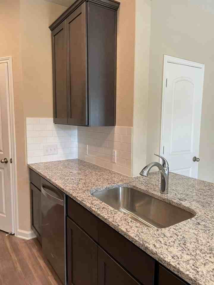 2252 Cashmere Way - Photo 6 of 22