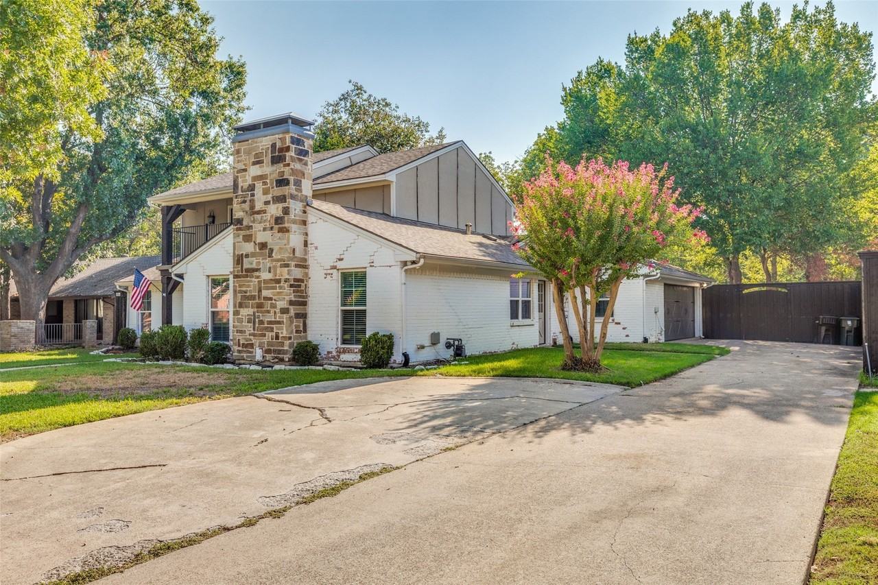 3108 Rockbrook Dr - Photo 3 of 25